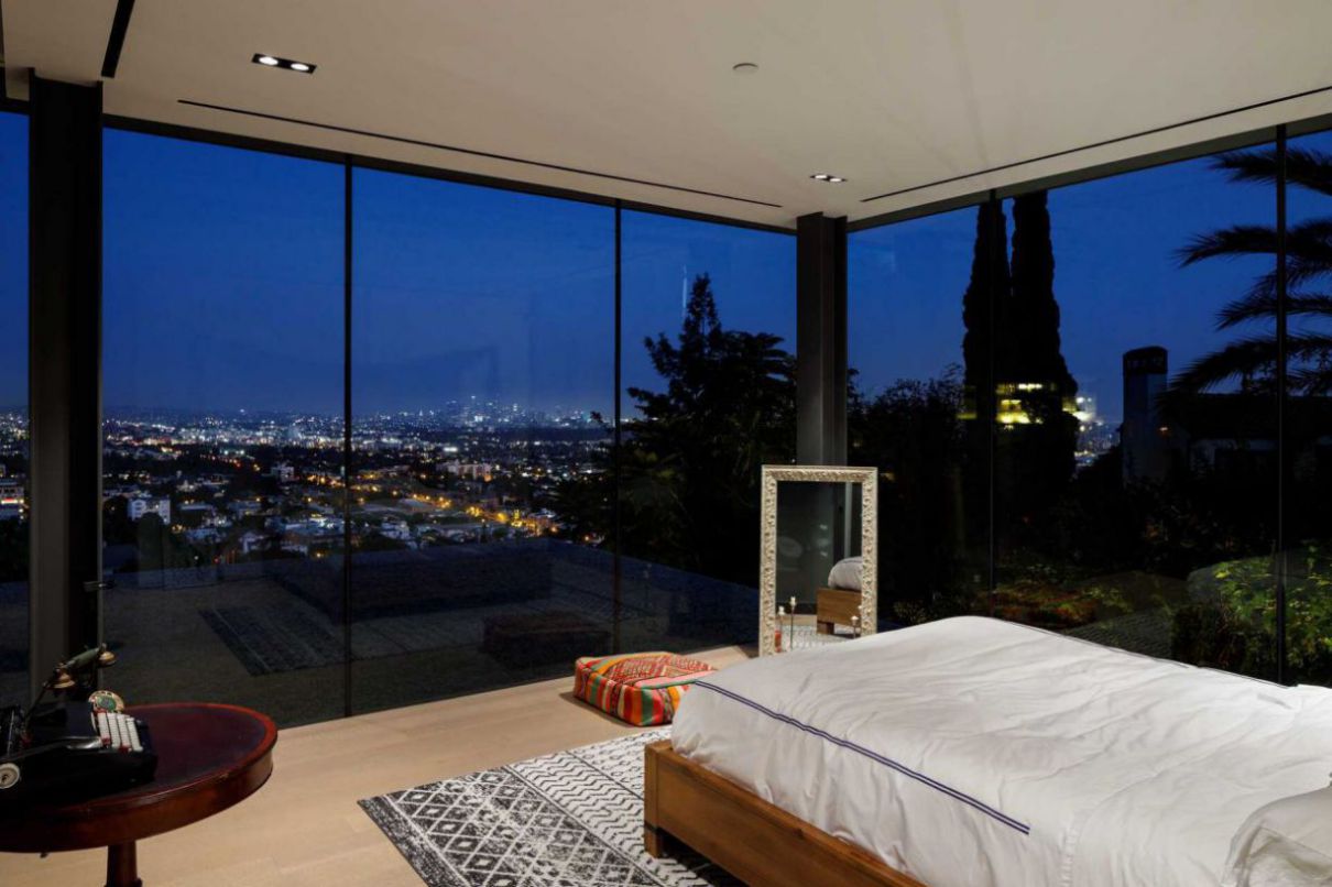 Magnificent-8.995-Million-Hollywood-Hills-Home-for-Sale-in-Los-Angeles-7