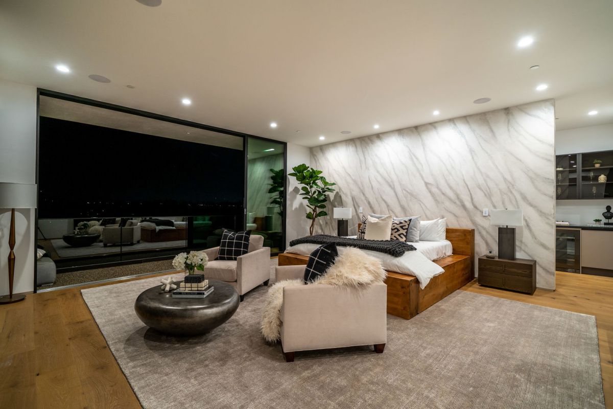 Magnificent-Modern-Home-for-Sale-in-Bel-Air-Los-Angeles-14