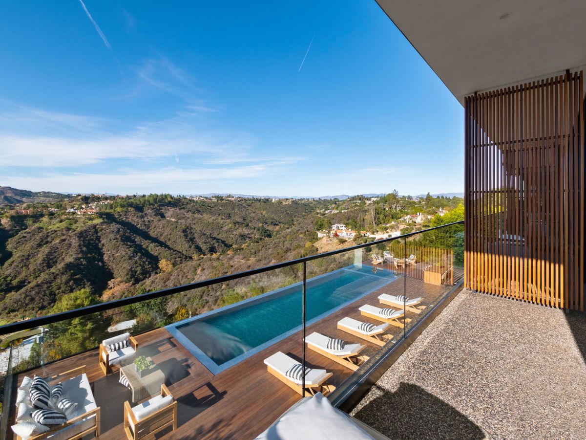 Magnificent-Modern-Home-for-Sale-in-Bel-Air-Los-Angeles-39