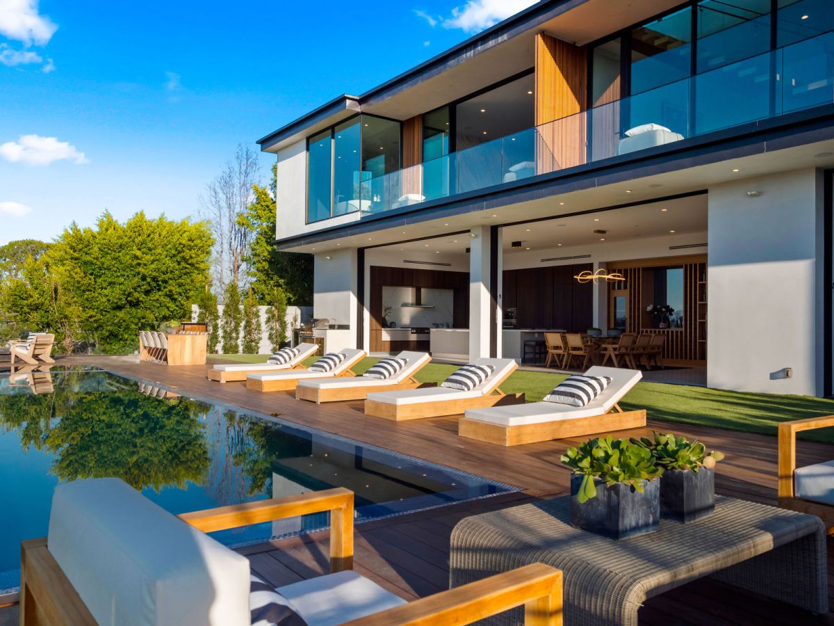 Magnificent-Modern-Home-for-Sale-in-Bel-Air-Los-Angeles-41