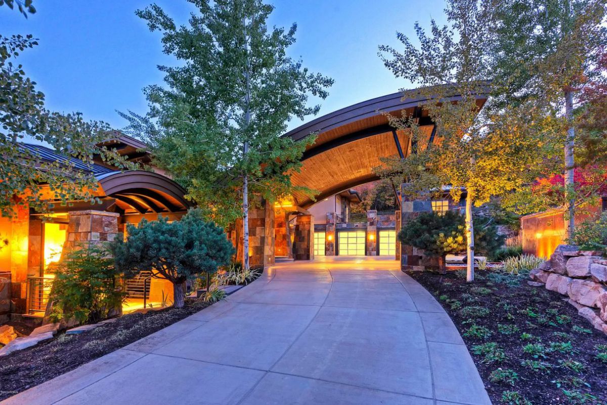 Modern-Elegance-in-A-7.5-Million-Home-for-Sale-in-Utah-29