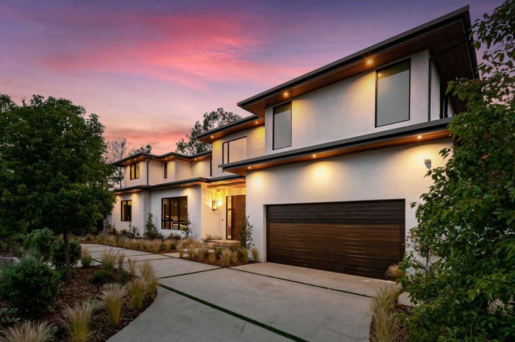 Modern Transitional Home for Sale in Pacific Palisades 