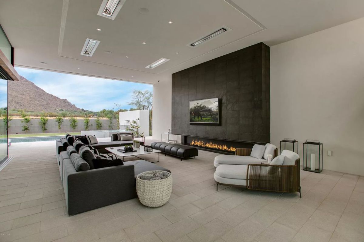 New-Contemporary-Home-in-Paradise-Valley-for-Rent-25