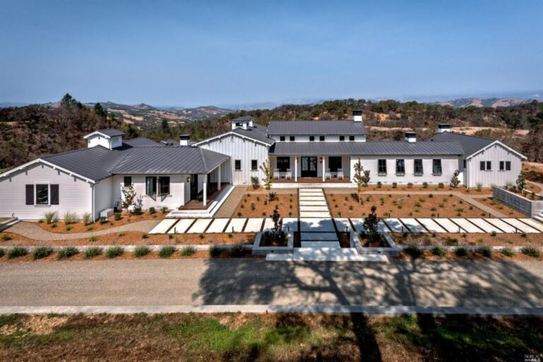 Newly Healdsburg Farmhouse in California for Sale at $8,500,000