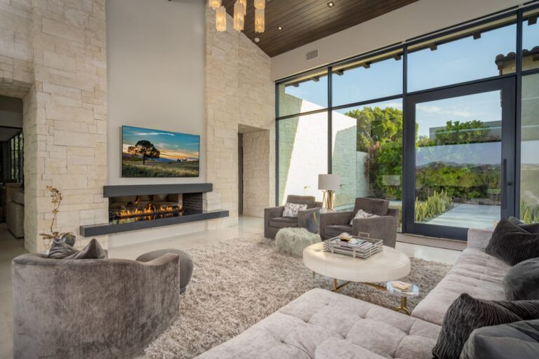 Quintessential Modern Home in Rancho Santa Fe for Sale at $13,250,000