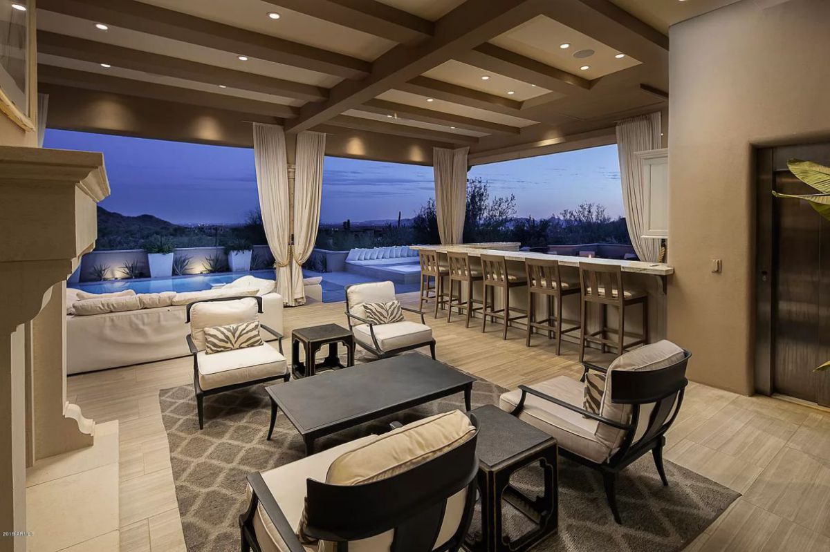 Scottsdale-Home-for-Sale-at-7500000-offers-Mountain-and-City-views-25