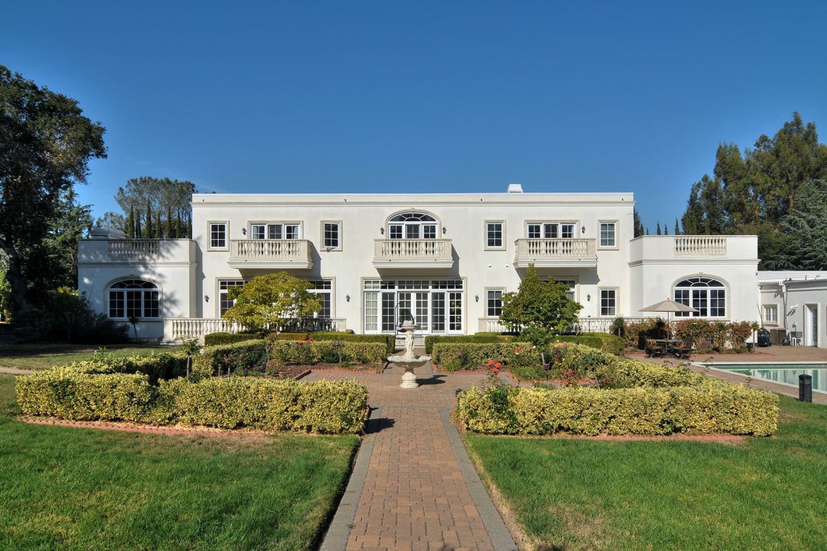 Stunning-Atherton-Home-for-Sale-16800000-offers-Finest-Craftsmanship-22