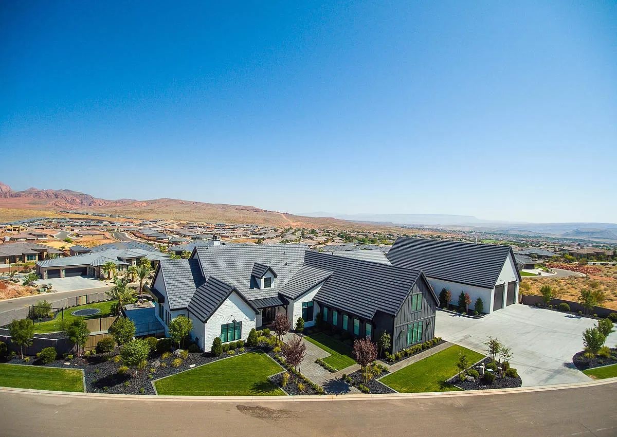 Utah-Mountain-Sweeping-Views-Home-for-Sale-in-St-George-3