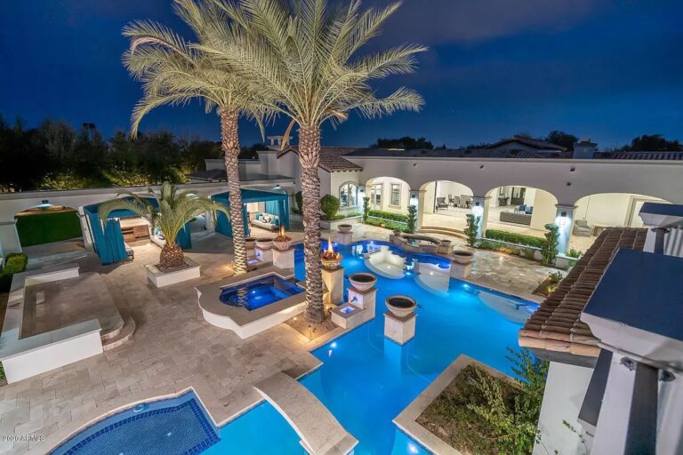 $5,995,900 Beautifully Updated Private Home for Sale in Paradise Valley