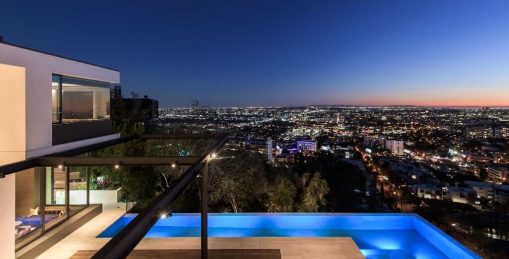 A $29,500,000 Los Angeles Home offers the Pinnacle of Luxury Living