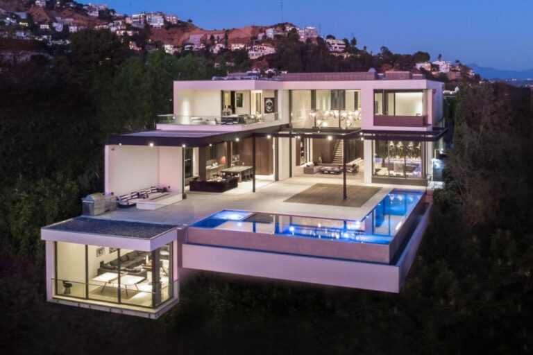 A $29,500,000 Los Angeles Home offers the Pinnacle of Luxury Living