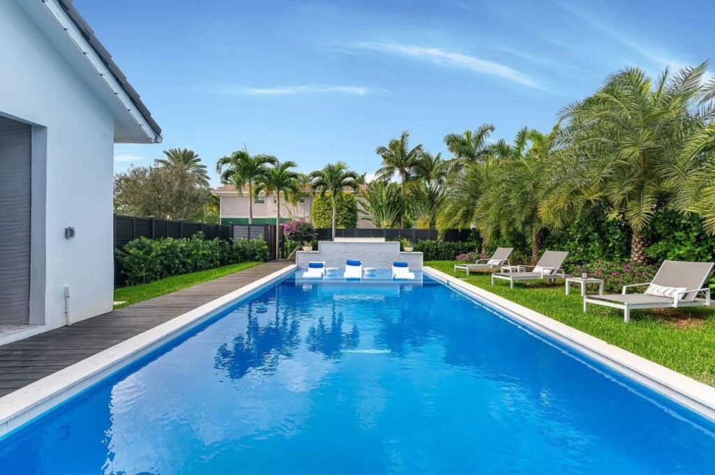 Impeccable 5 Bedroom Home in Boca Raton on Market