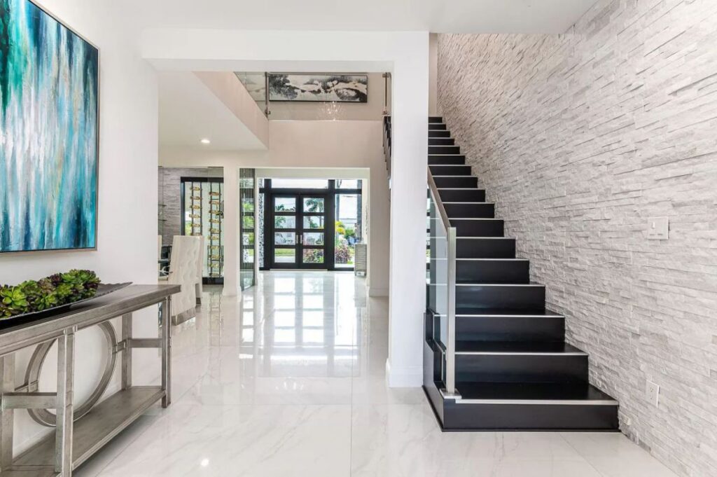 Impeccable 5 Bedroom Home in Boca Raton on Market