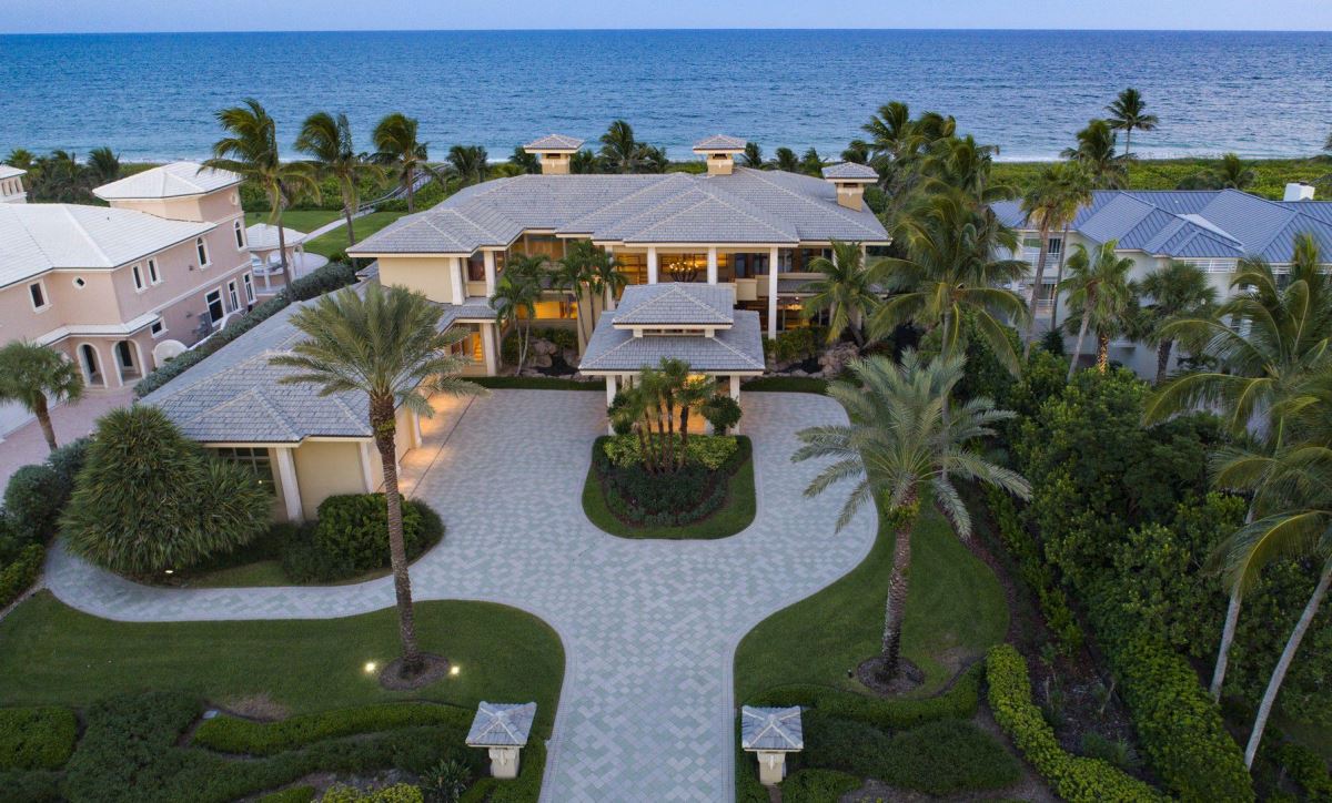 A-Contemporary-Oceanfront-Home-for-Sale-in-Stuart-Asking-7995000-30