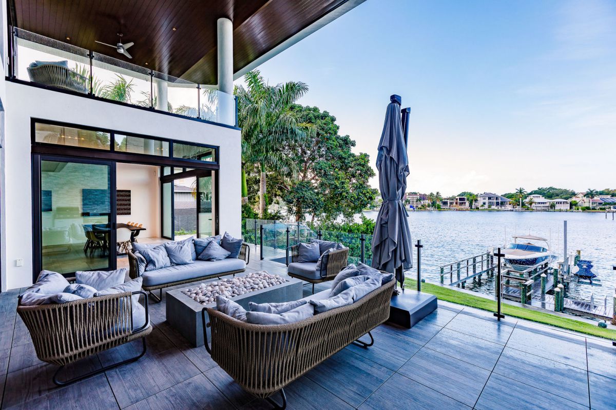 A-Contemporary-Waterfront-Home-for-Sale-in-Sarasota-at-8900000-30