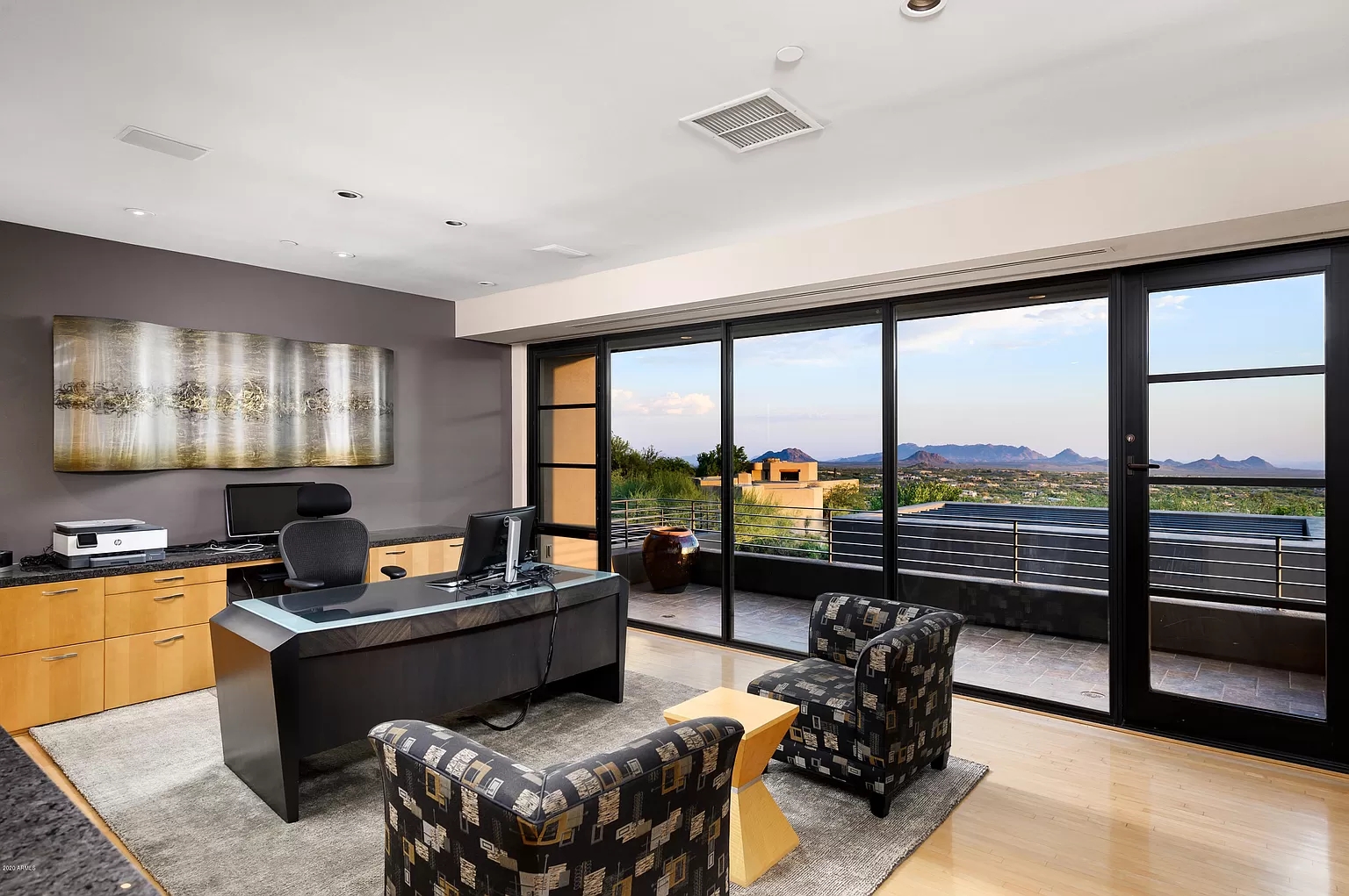 A-Home-with-Modern-Cubist-Design-in-Scottsdale-34