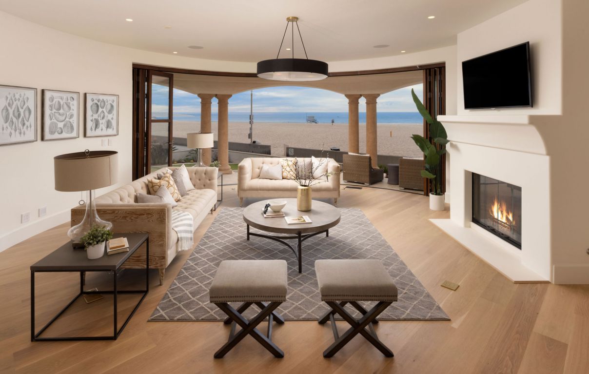 A-Magnificent-Coastal-Home-for-Sale-in-Hermosa-Beach-at-22900000-9