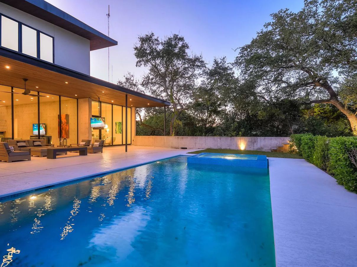 A-Spectacular-Architectural-Home-for-Sale-in-Austin-at-Price-4500000-5