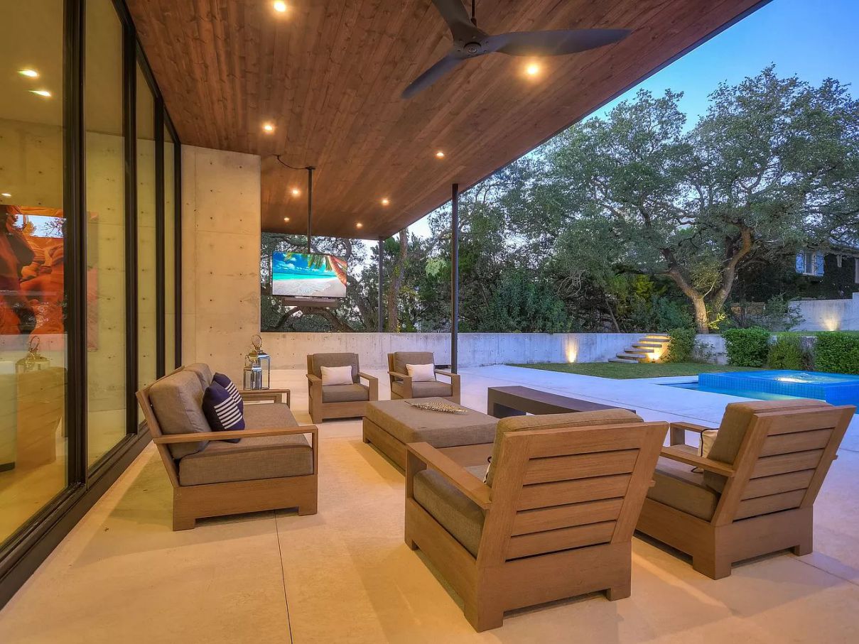 A-Spectacular-Architectural-Home-for-Sale-in-Austin-at-Price-4500000-9