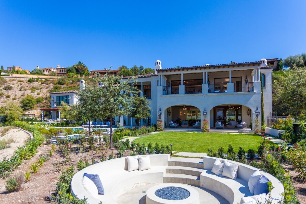 PHOTOS: Raiders coach Josh McDaniels picks up $4.95M Henderson home