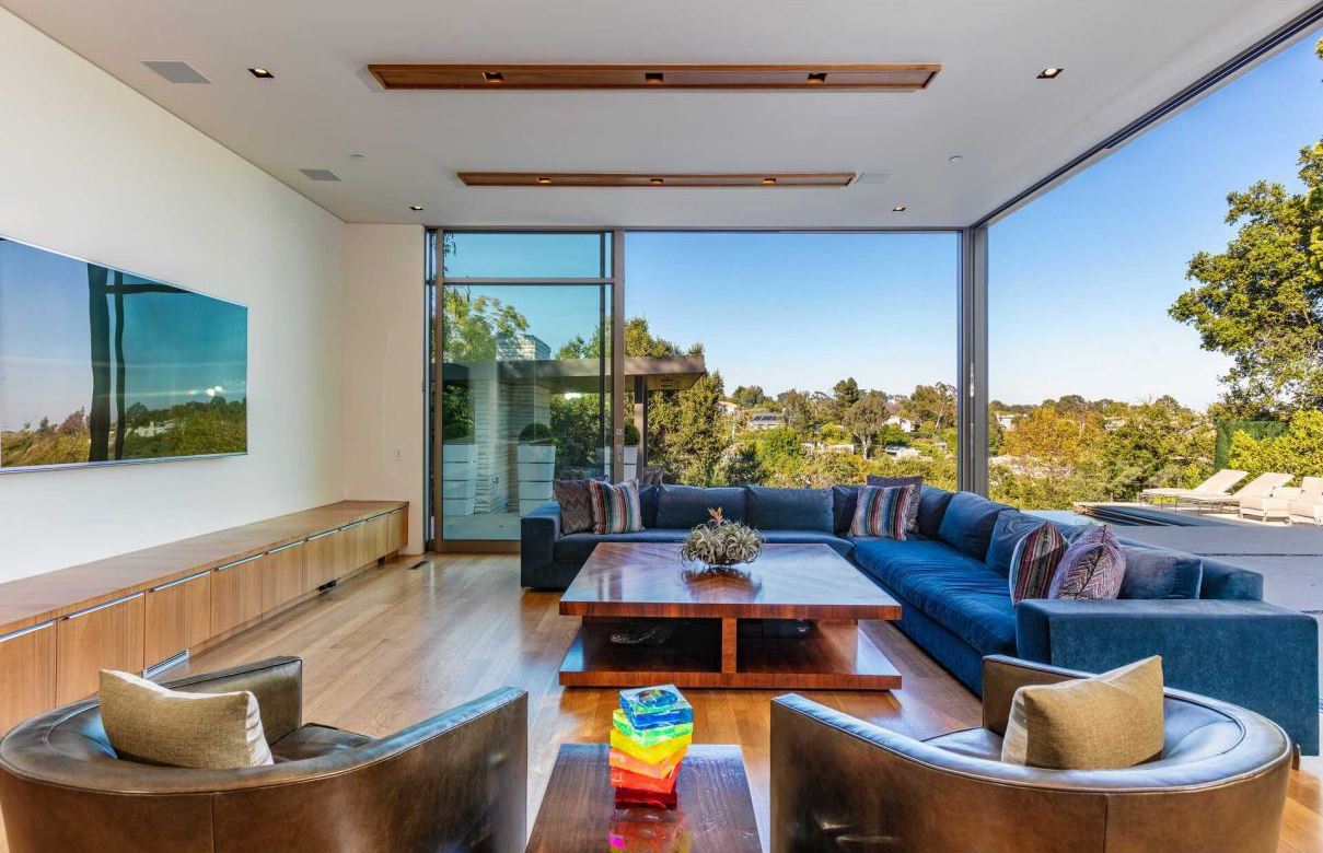 An-Impeccable-Contemporary-Home-in-Los-Angeles-Seeks-16500000-15