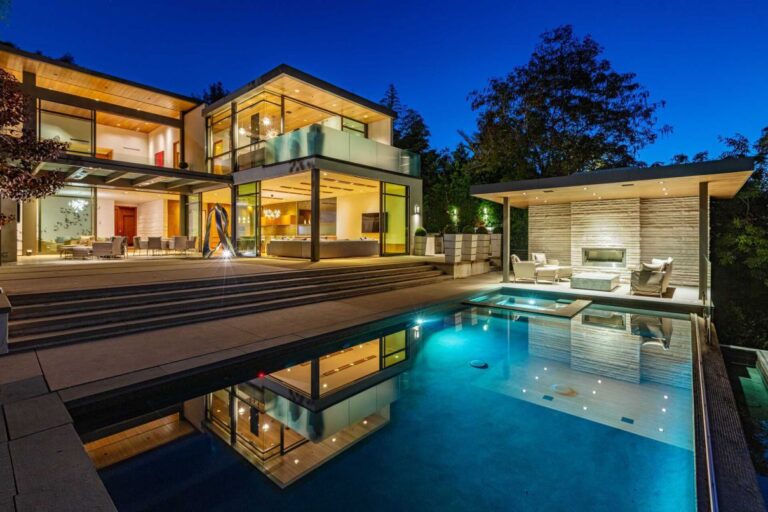 An Impeccable Contemporary Home in Los Angeles Seeks $16,500,000