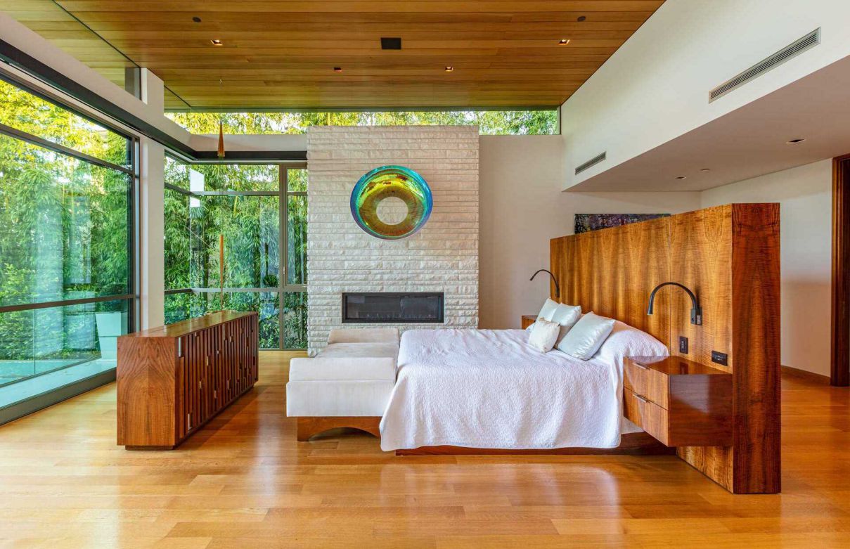 An-Impeccable-Contemporary-Home-in-Los-Angeles-Seeks-16500000-8