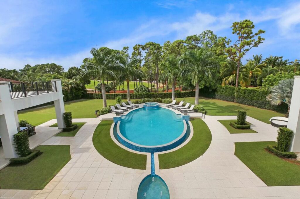 Appointed Custom Home for Sale in Palm Beach Gardens