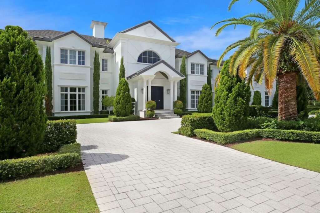 Appointed Custom Home for Sale in Palm Beach Gardens