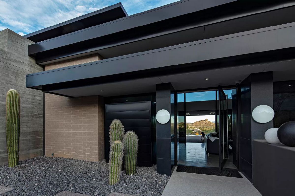 Elegant-Arizona-Modern-Home-in-Scottsdale-lists-for-5250000-21