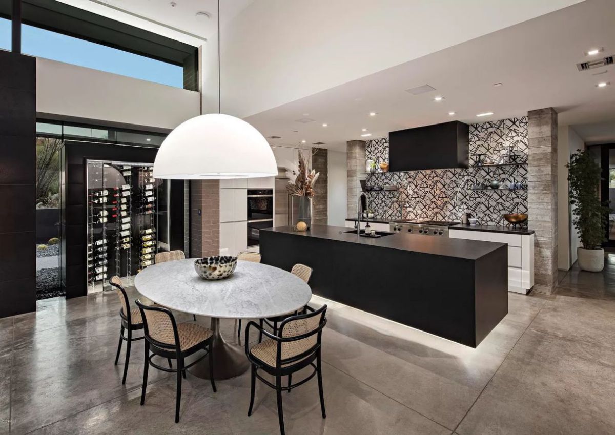 Elegant-Arizona-Modern-Home-in-Scottsdale-lists-for-5250000-25