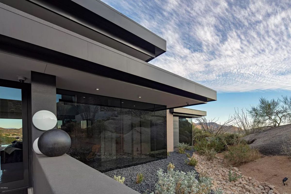 Elegant-Arizona-Modern-Home-in-Scottsdale-lists-for-5250000-7