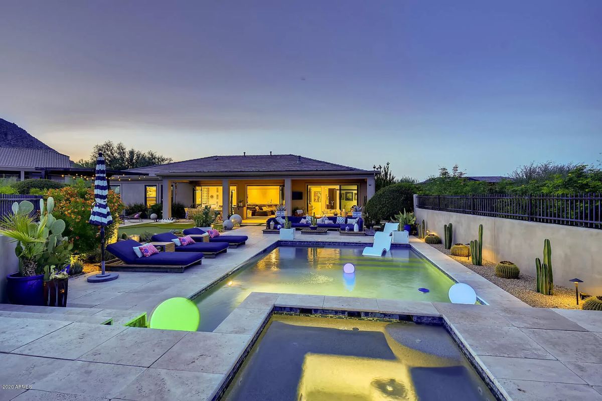 Enjoy-Arizona-Sunsets-at-Scottsdale-House-for-Sale-with-price-2150000-25