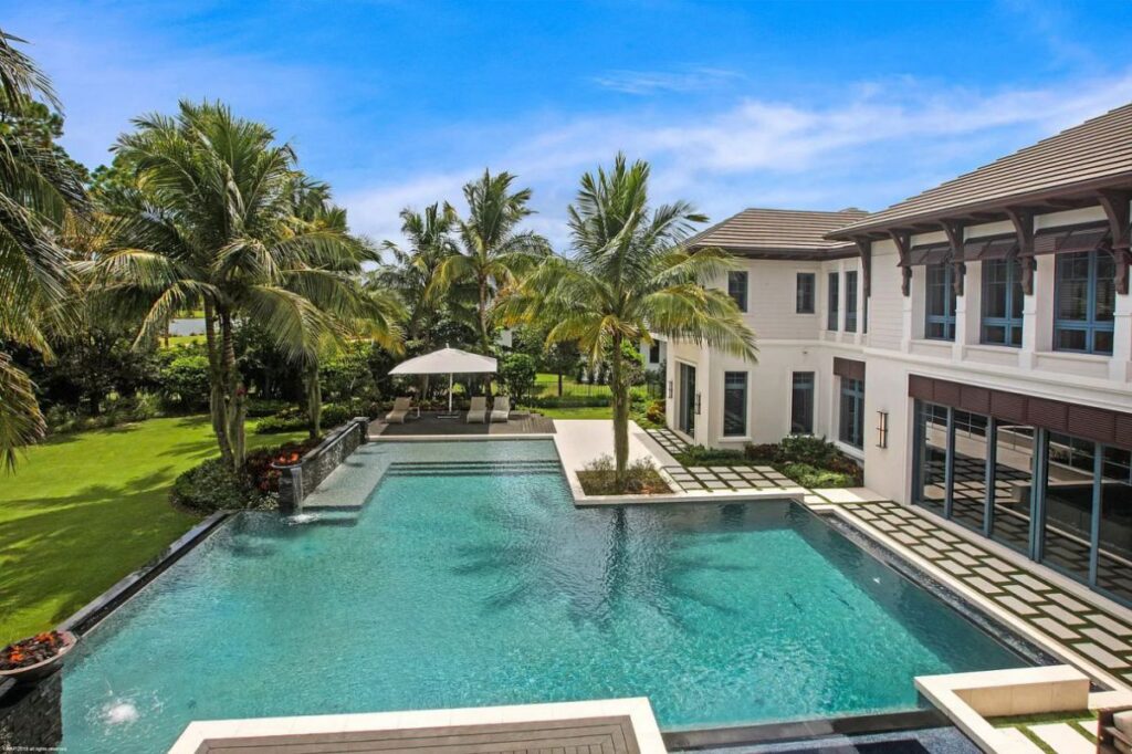 Incredible Lavish Resort Style House for Sale in Palm Beach Gardens