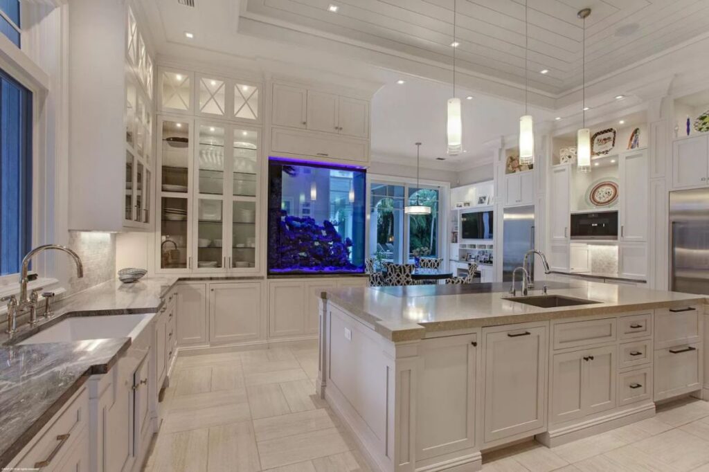 Incredible Lavish Resort Style House for Sale in Palm Beach Gardens