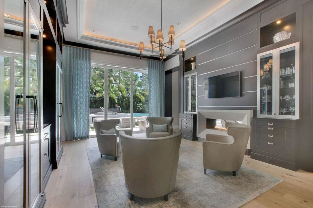 Incredible Lavish Resort Style House for Sale in Palm Beach Gardens