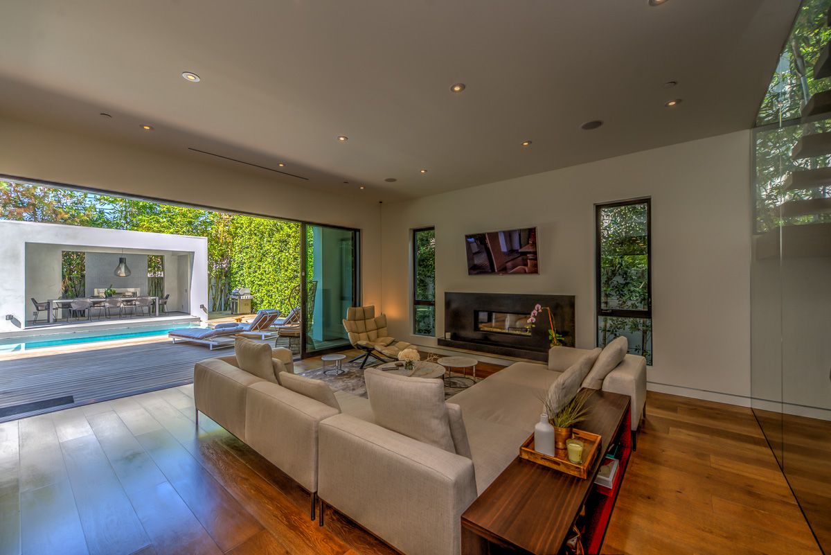 Laurel-Avenue-Modern-House-for-Rent-in-Los-Angeles-17