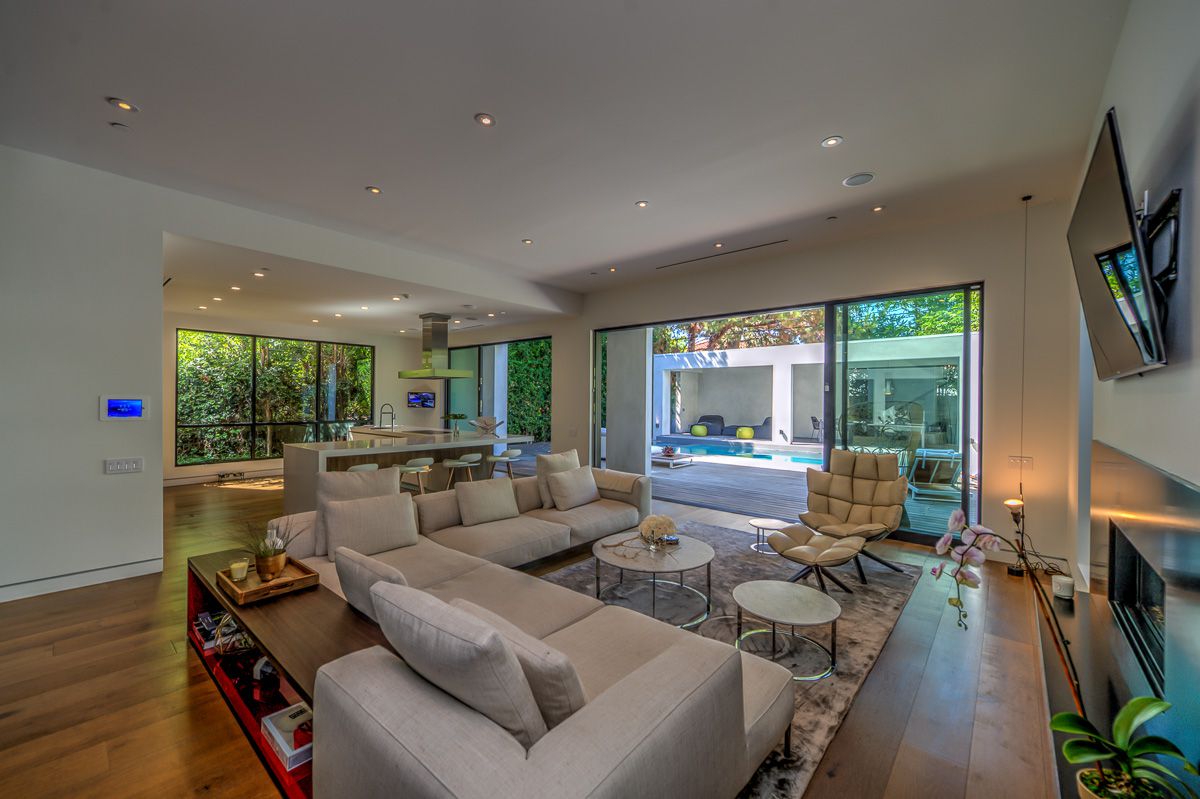 Laurel-Avenue-Modern-House-for-Rent-in-Los-Angeles-5