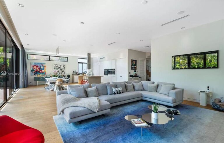 Luxurious Living in Miami Beach Modern Home asking for $3,490,000
