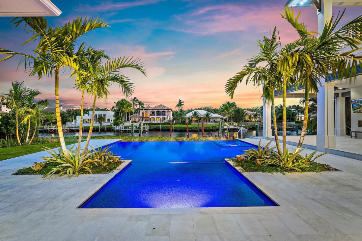 New-Construction-Home-for-Sale-in-Jupiter-with-Asking-Price-7000000-19
