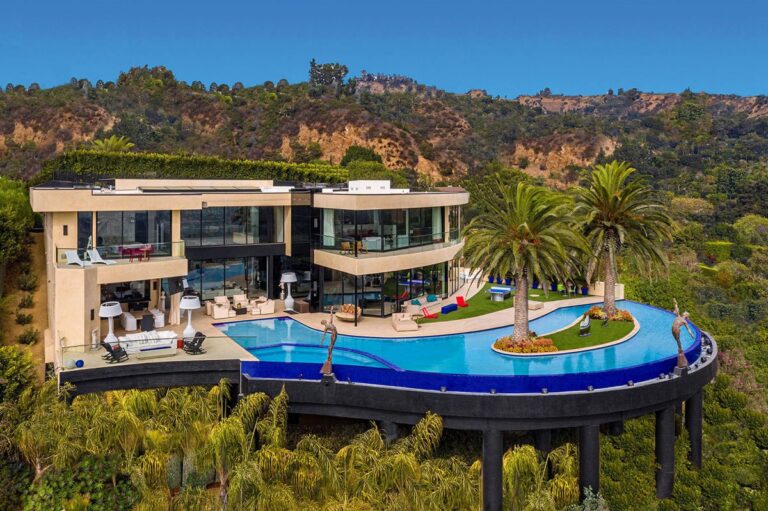$58,000,000 New Mansion in The Best Location Los Angeles Hits Market