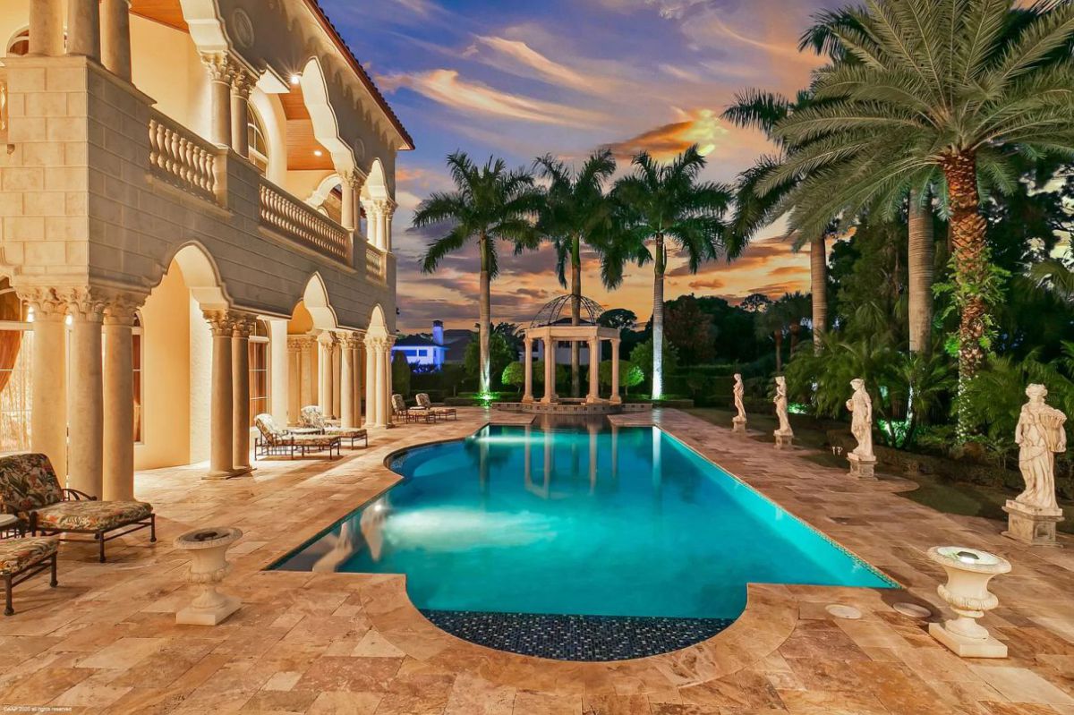 Palm-Beach-Gardens-Home-for-Sale-Features-Finest-Finishes-6