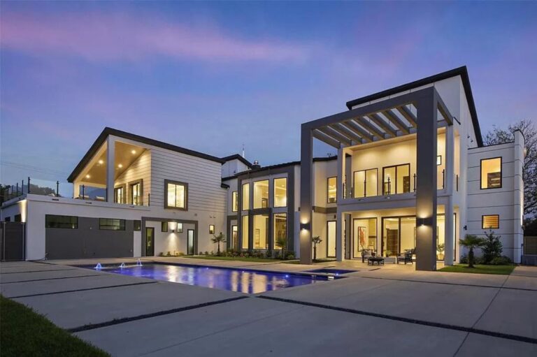 Preston Hollow Contemporary Home in Dallas asks for $3,850,000