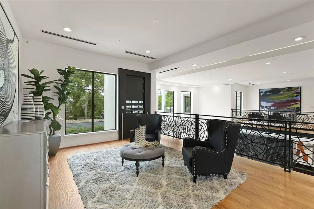 Preston-Hollow-Contemporary-Home-in-Dallas-asks-for-3850000-17