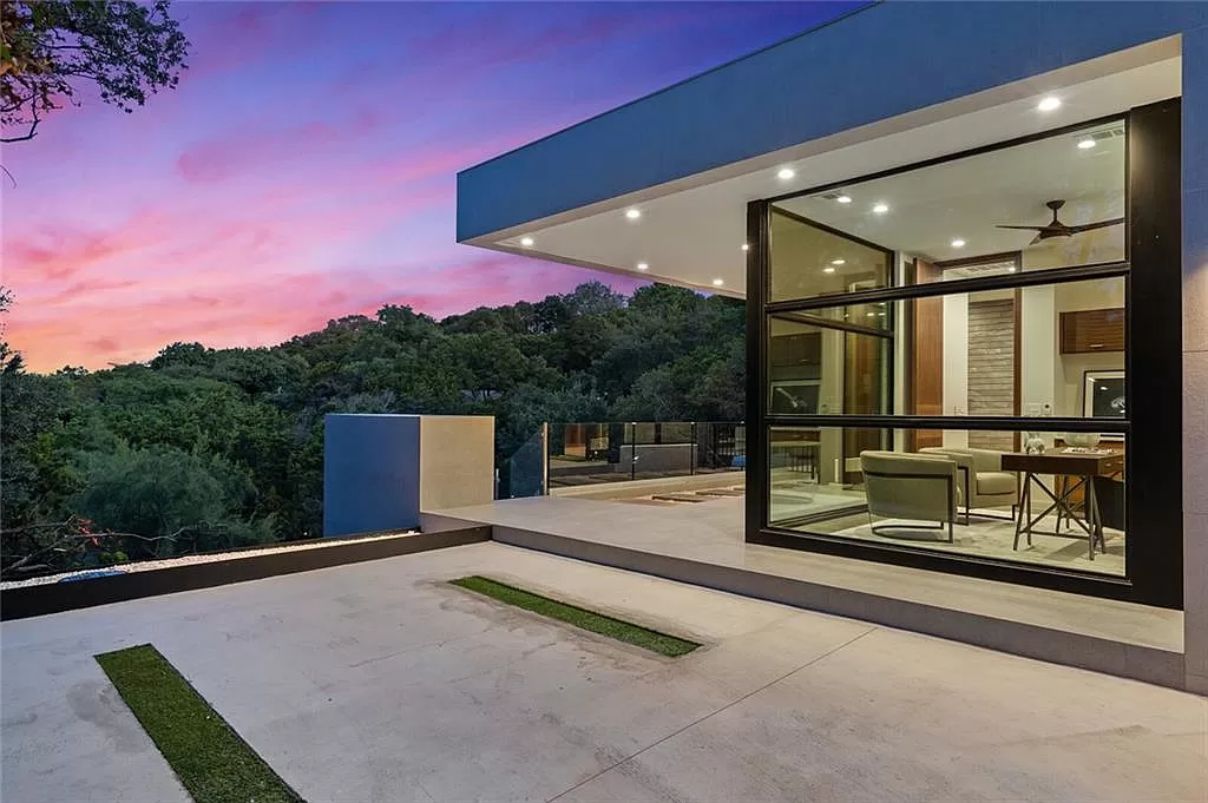 Sleek-Architecturally-Designed-Home-in-Texas-for-Sale-at-3795000-13