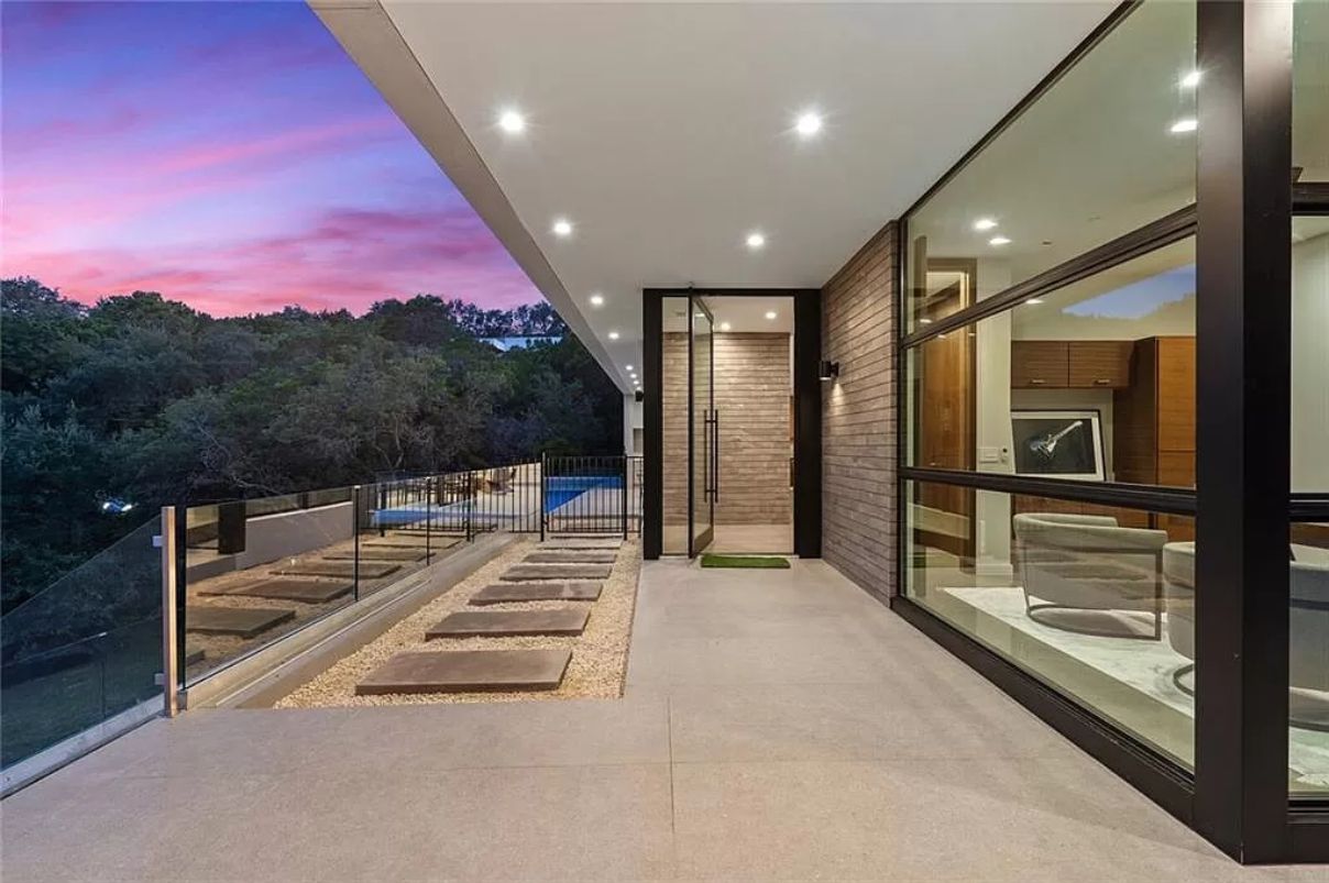 Sleek-Architecturally-Designed-Home-in-Texas-for-Sale-at-3795000-20