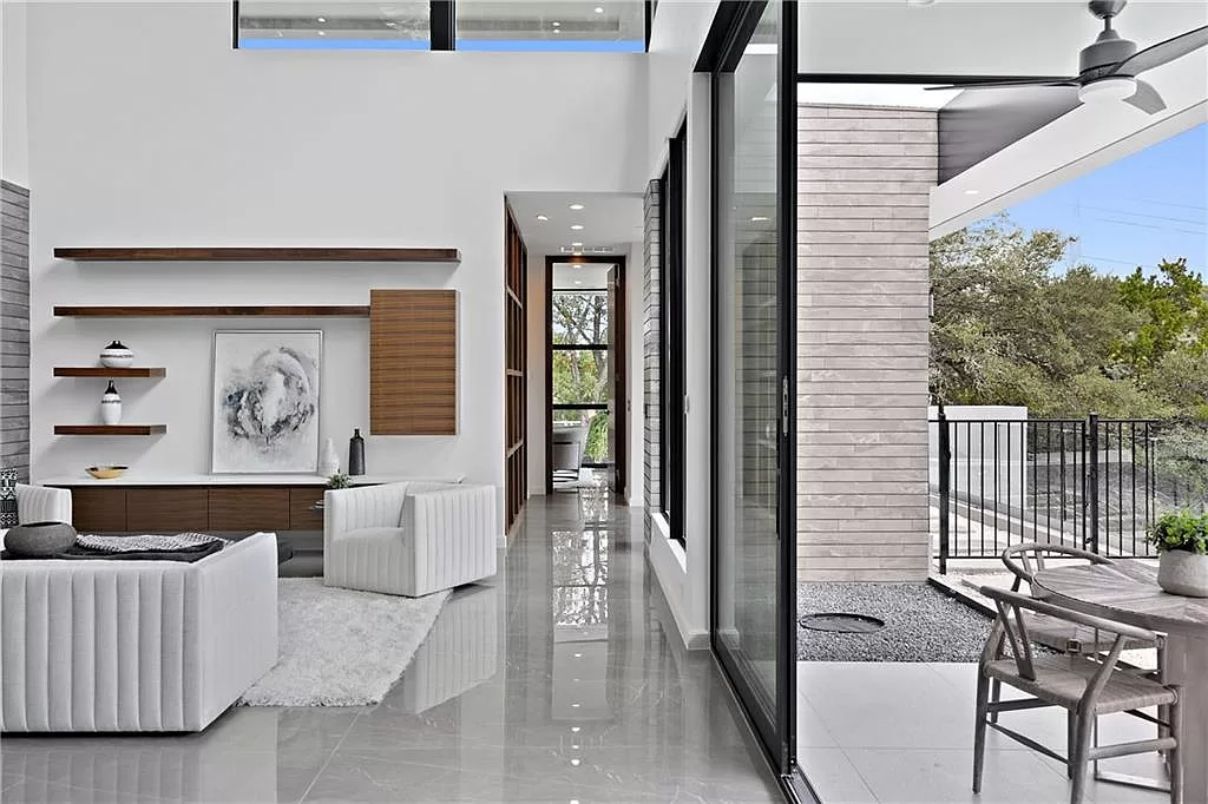 Sleek-Architecturally-Designed-Home-in-Texas-for-Sale-at-3795000-30