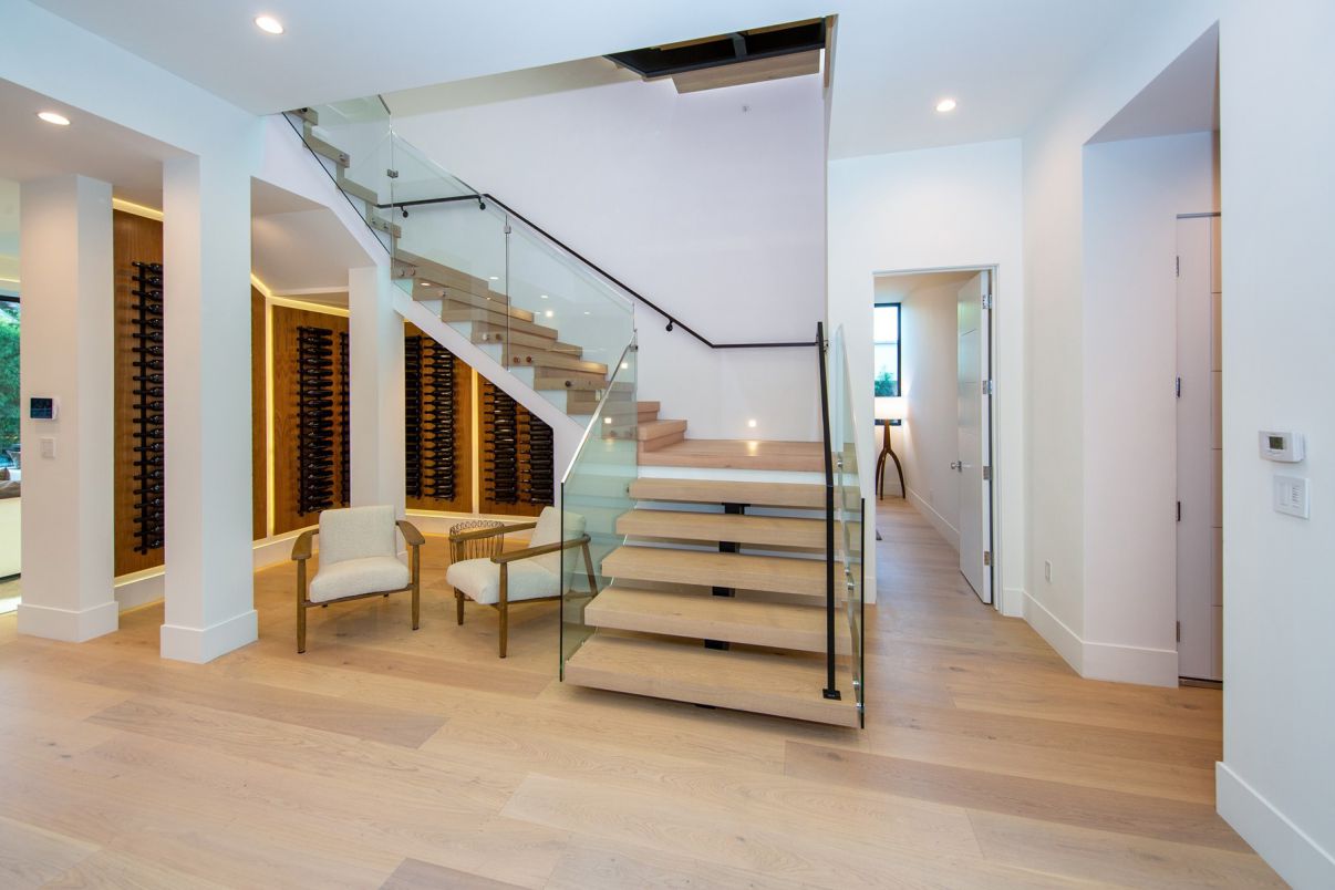 Stunning-Crest-Drive-Modern-House-for-Sale-in-Los-Angeles-at-4595000-2