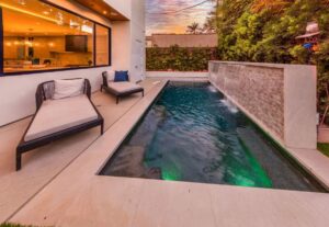 Stunning Crest Drive Modern House for Sale in Los Angeles at $4,595,000