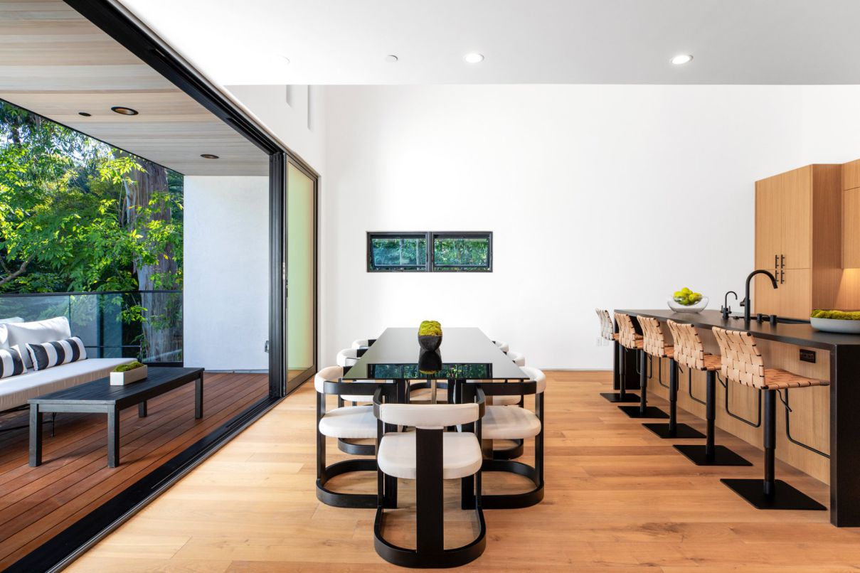 Stunning-New-Modern-House-in-Pacific-Palisades-for-Sale-at-3795000-8